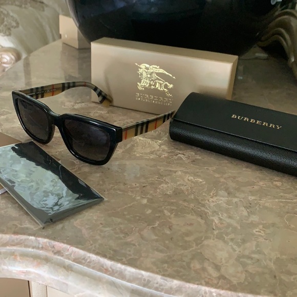 Brand new Square Polarized Sunglasses🔥🔥 - Picture 2 of 11